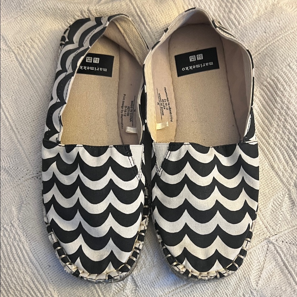 “Marimekko” for Uniqlo Black and White Patterned Flats